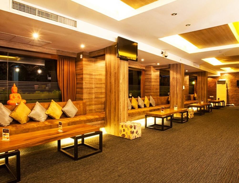Q Hotel Бангкок Экстерьер фото