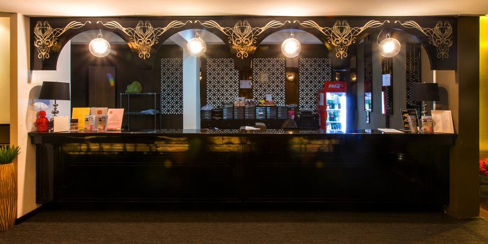 Q Hotel Бангкок Экстерьер фото